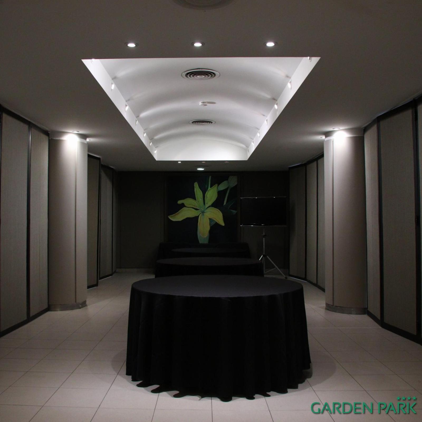 Garden Park Hotel San Miguel de Tucumán Екстериор снимка